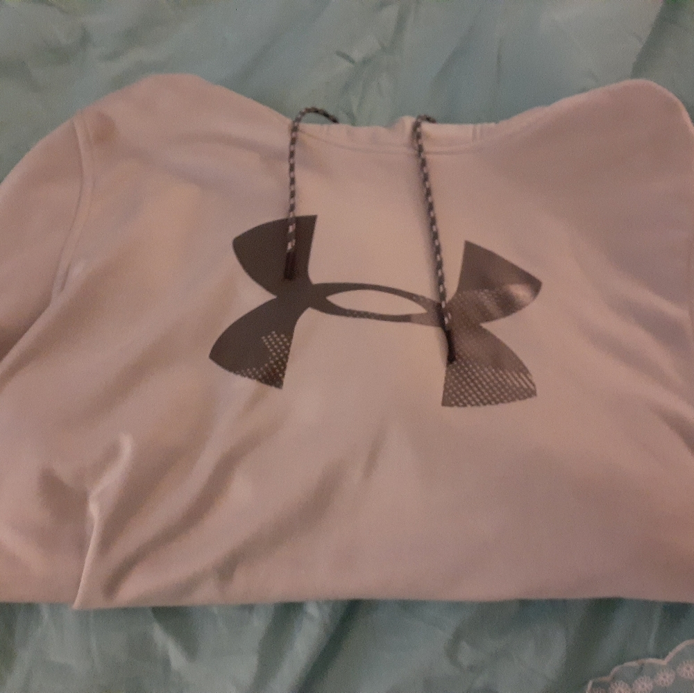 Grey Under armour sweatshirt